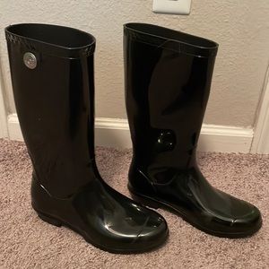 Ugh rain boots
